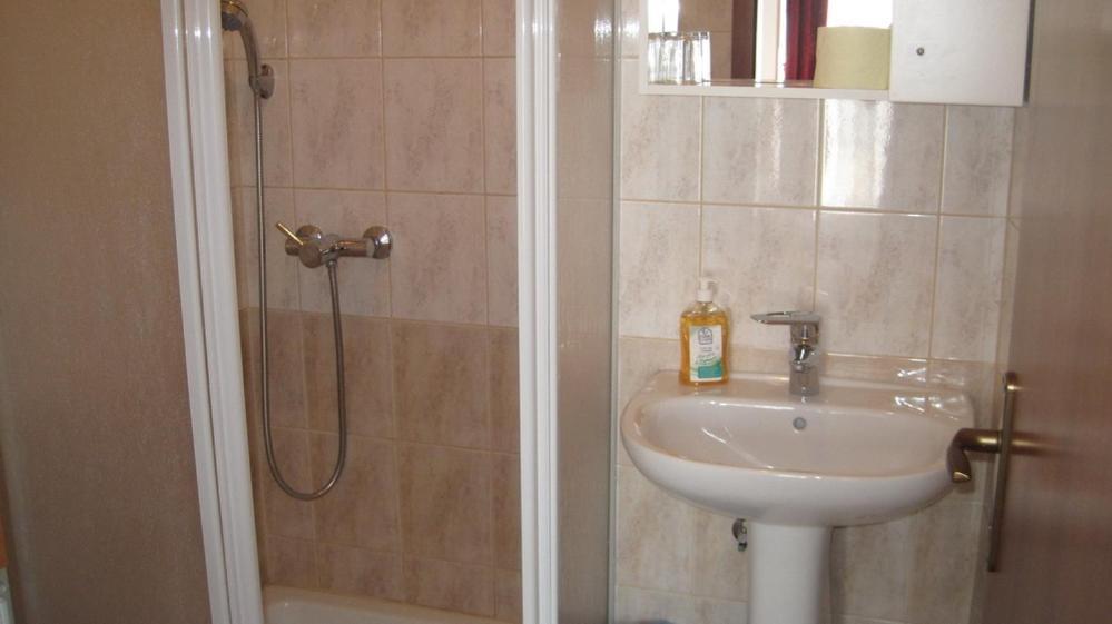 Pansion Ribica Hotel Криквеница Екстериор снимка