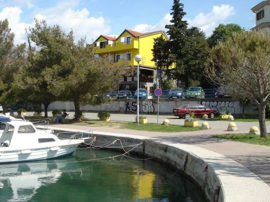 Pansion Ribica Hotel Криквеница Екстериор снимка