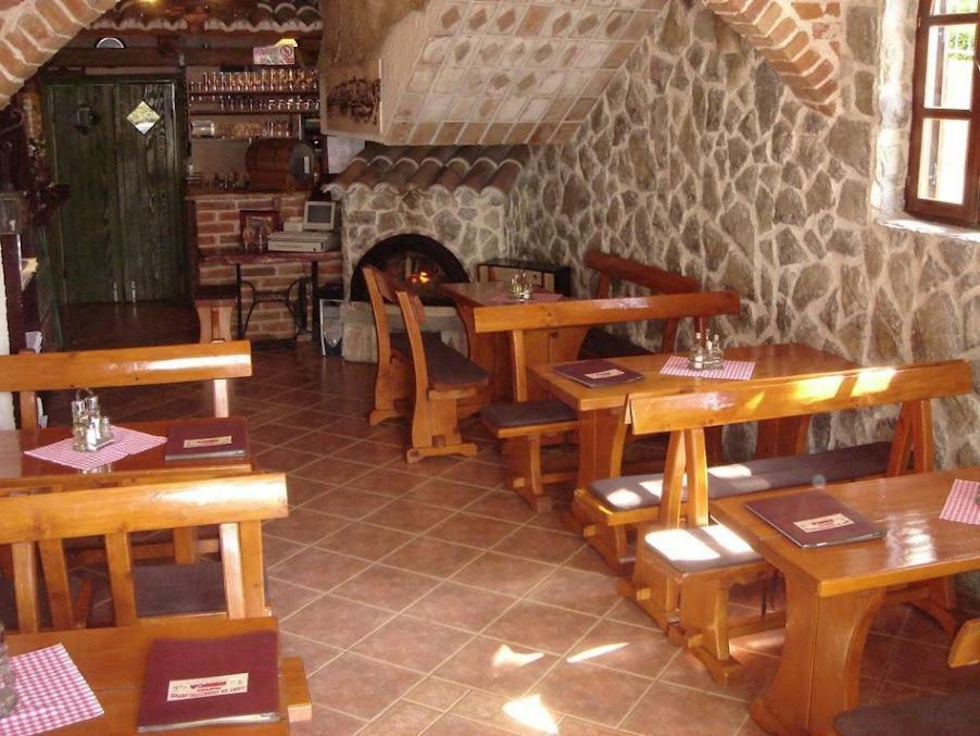 Pansion Ribica Hotel Криквеница Екстериор снимка