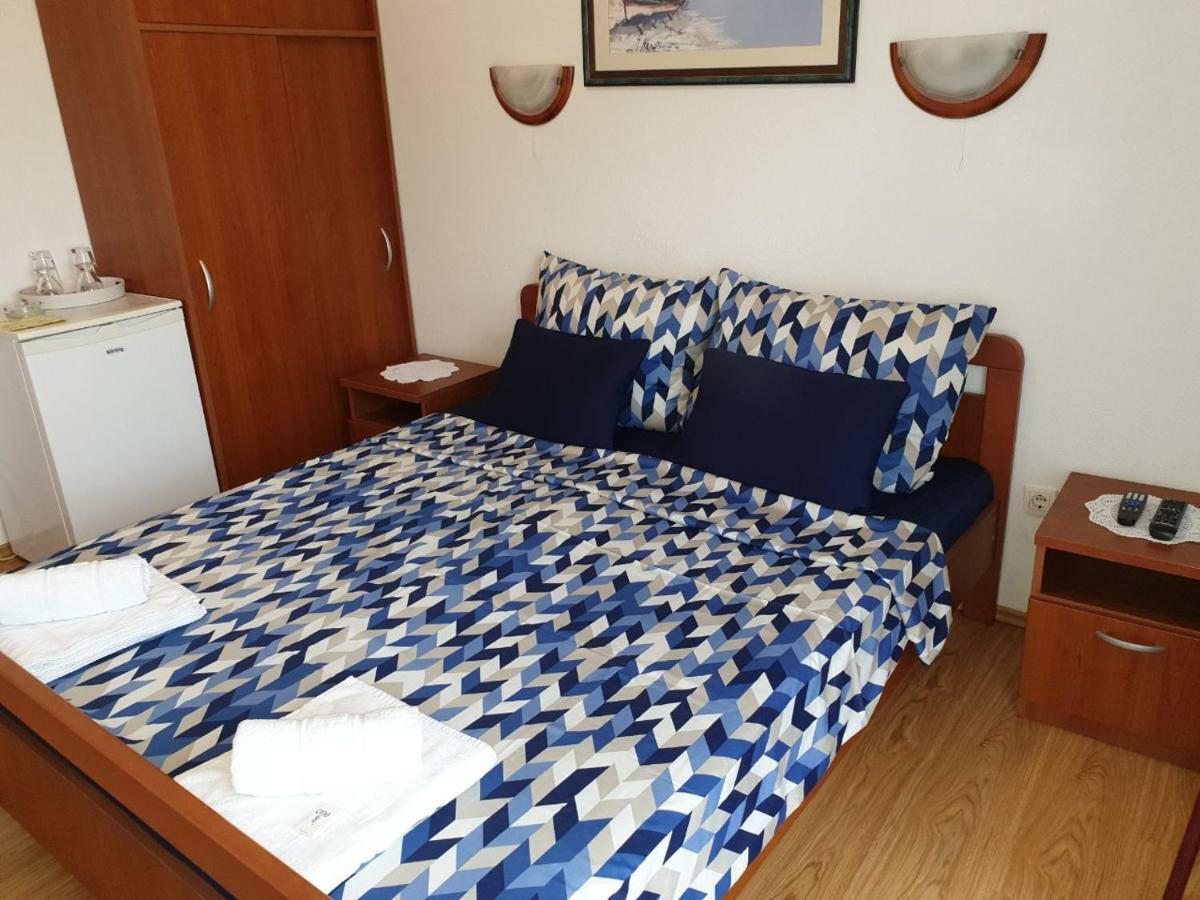Pansion Ribica Hotel Криквеница Екстериор снимка