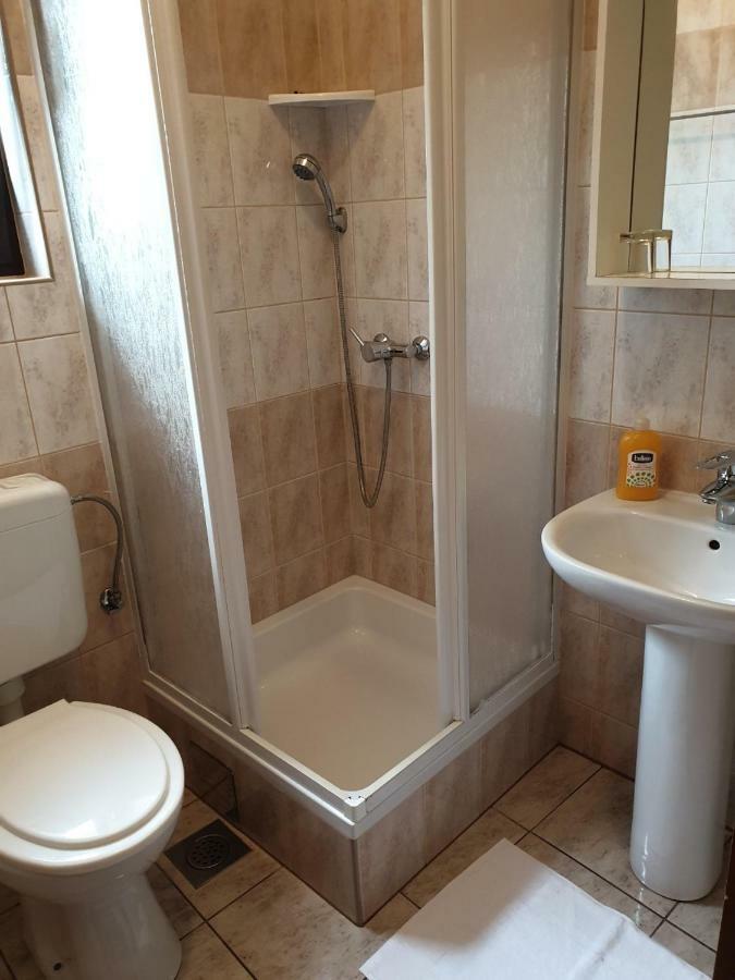 Pansion Ribica Hotel Криквеница Екстериор снимка
