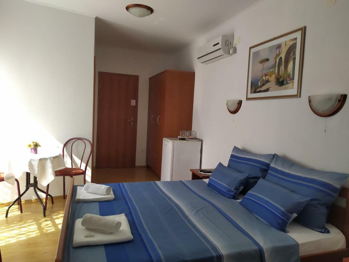 Pansion Ribica Hotel Криквеница Екстериор снимка